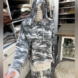 Stunn’d Camo Hoodie